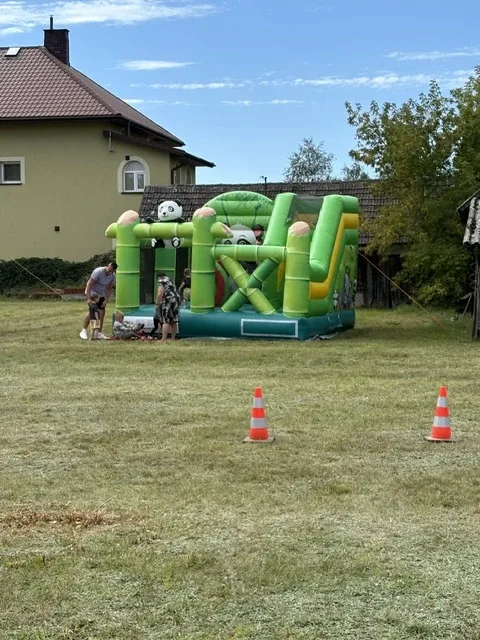 Rodzinne pożegnanie wakacji w Rogóźni (zdjęcia)