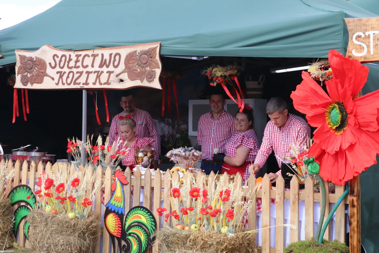 Dożynki w Kuskowiźnie już za nami. Były tłumy, lokalne przysmaki i wielka zabawa (zdjęcia)