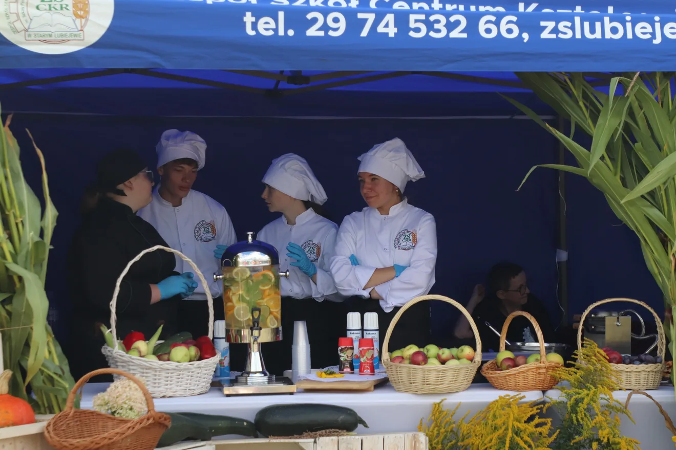 Dożynki w Kuskowiźnie już za nami. Były tłumy, lokalne przysmaki i wielka zabawa (zdjęcia)