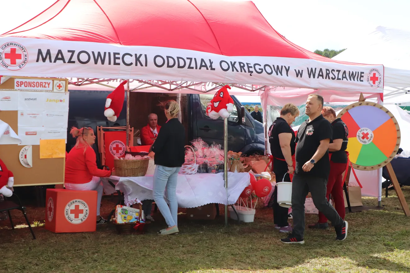 Dożynki w Kuskowiźnie już za nami. Były tłumy, lokalne przysmaki i wielka zabawa (zdjęcia)