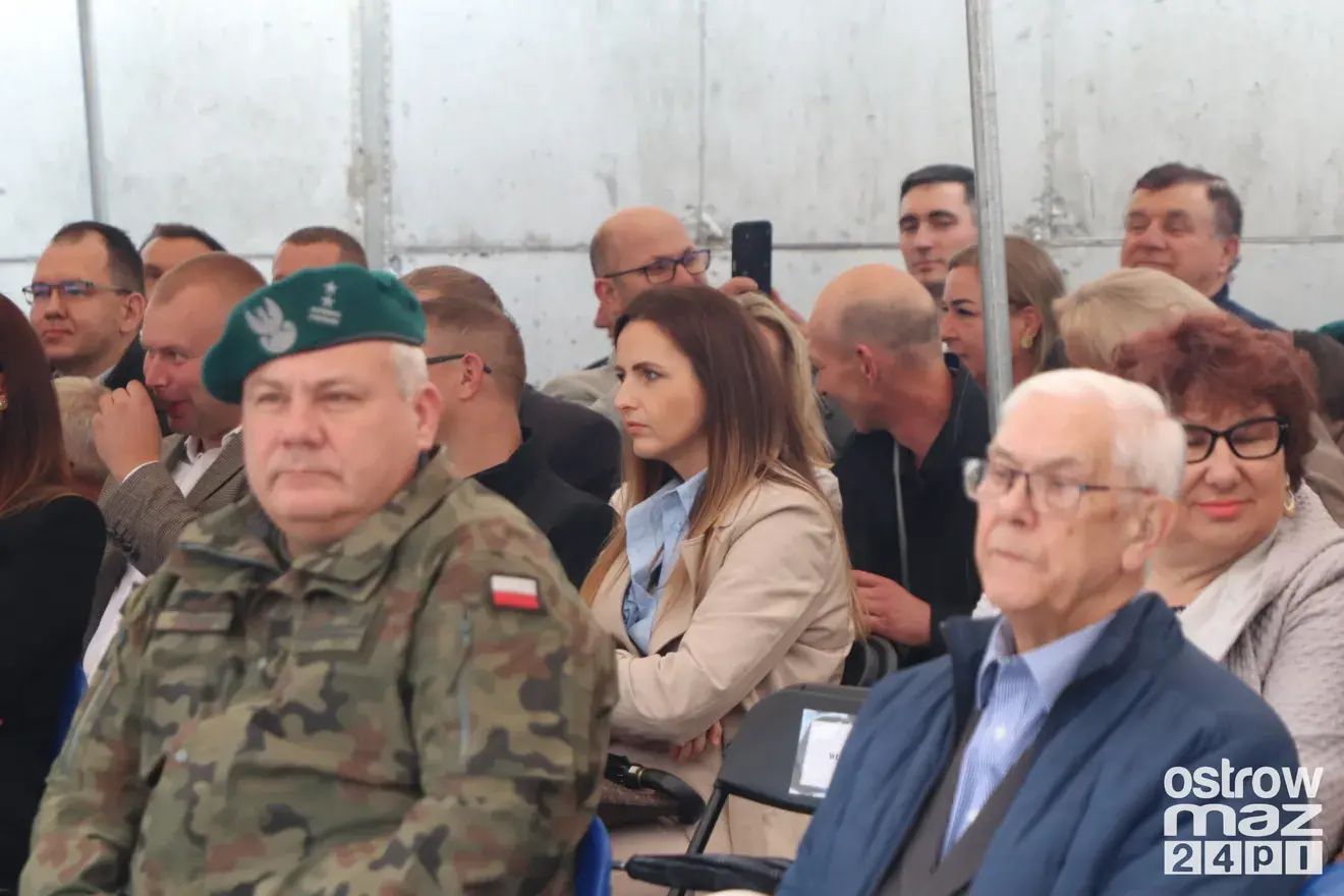 Prezydent Karol Nawrocki na otwarciu strzelnicy w Bogutach-Piankach