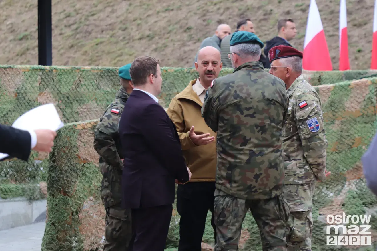 Prezydent Karol Nawrocki na otwarciu strzelnicy w Bogutach-Piankach