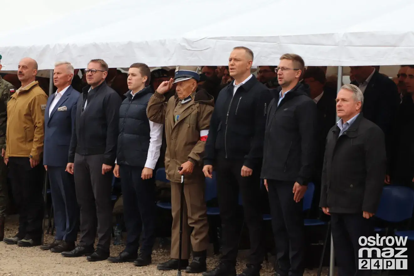 Prezydent Karol Nawrocki na otwarciu strzelnicy w Bogutach-Piankach