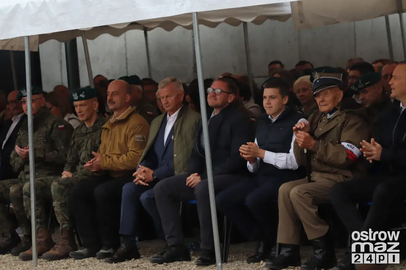 Prezydent Karol Nawrocki na otwarciu strzelnicy w Bogutach-Piankach
