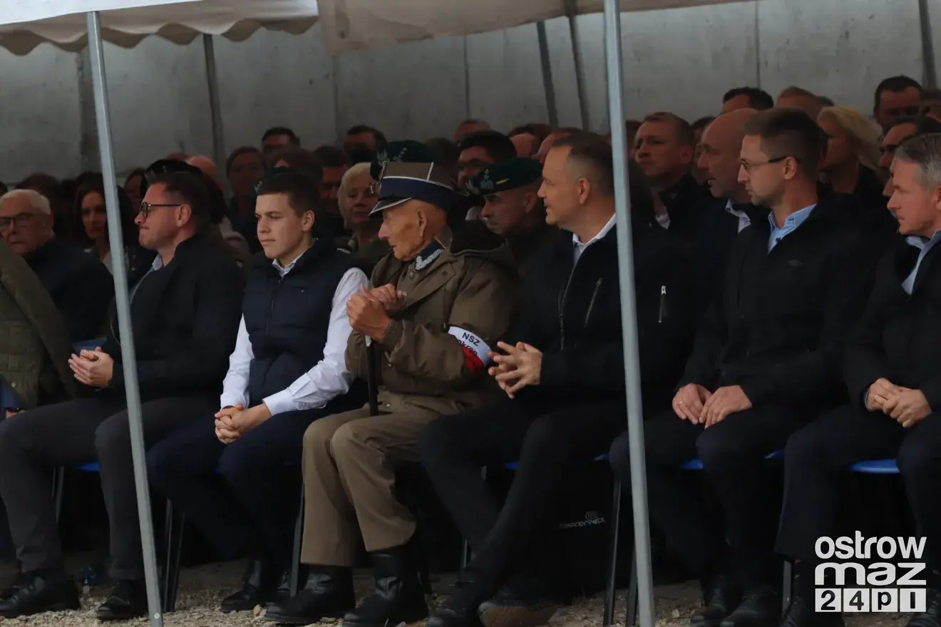 Prezydent Karol Nawrocki na otwarciu strzelnicy w Bogutach-Piankach