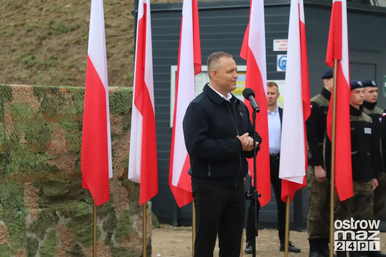 Prezydent Karol Nawrocki na otwarciu strzelnicy w Bogutach-Piankach