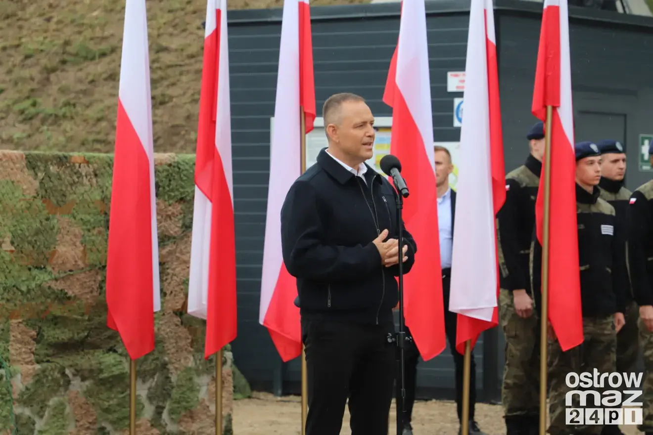 Prezydent Karol Nawrocki na otwarciu strzelnicy w Bogutach-Piankach