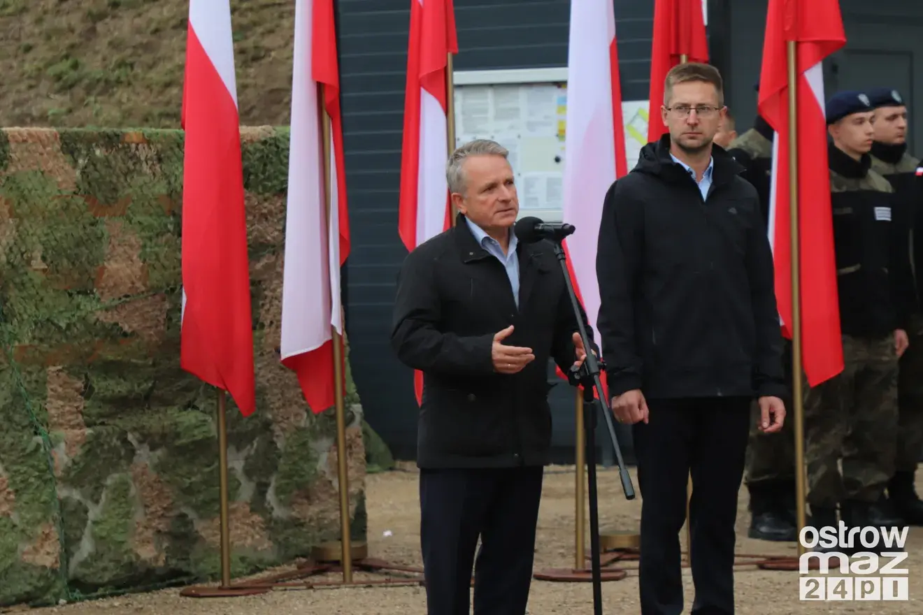 Prezydent Karol Nawrocki na otwarciu strzelnicy w Bogutach-Piankach