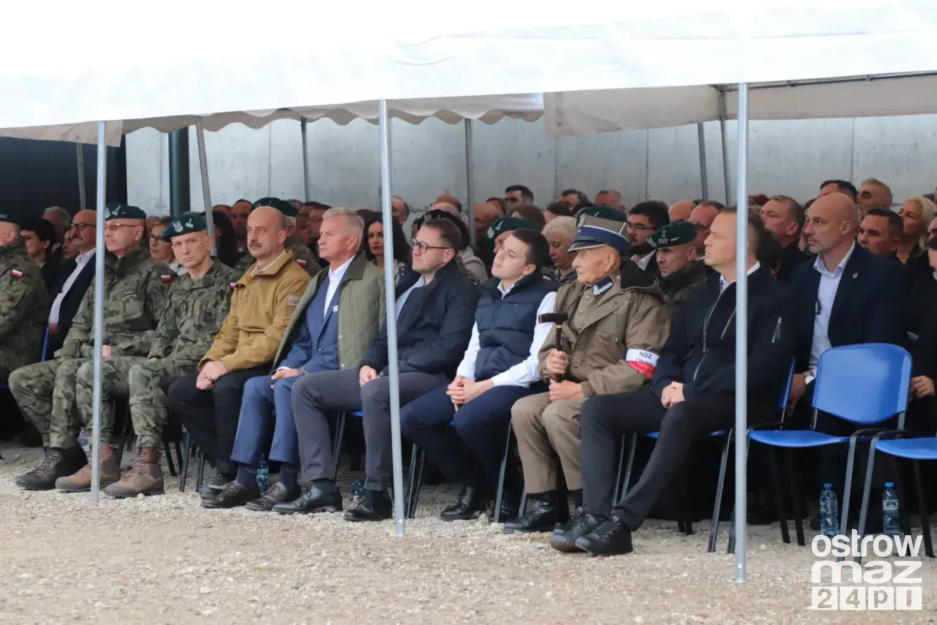 Prezydent Karol Nawrocki na otwarciu strzelnicy w Bogutach-Piankach