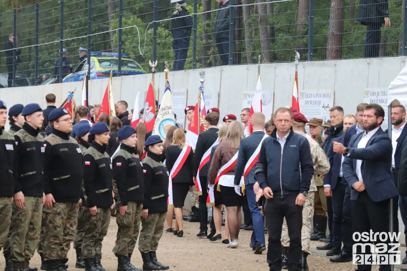 Prezydent Karol Nawrocki na otwarciu strzelnicy w Bogutach-Piankach