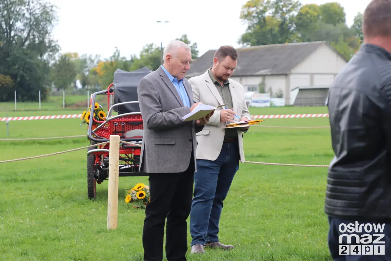 Andrzejewo gościło hodowców koni. Najpiękniejsze źrebięta oceniono podczas wyjątkowego wydarzenia (zdjęcia, wideo)