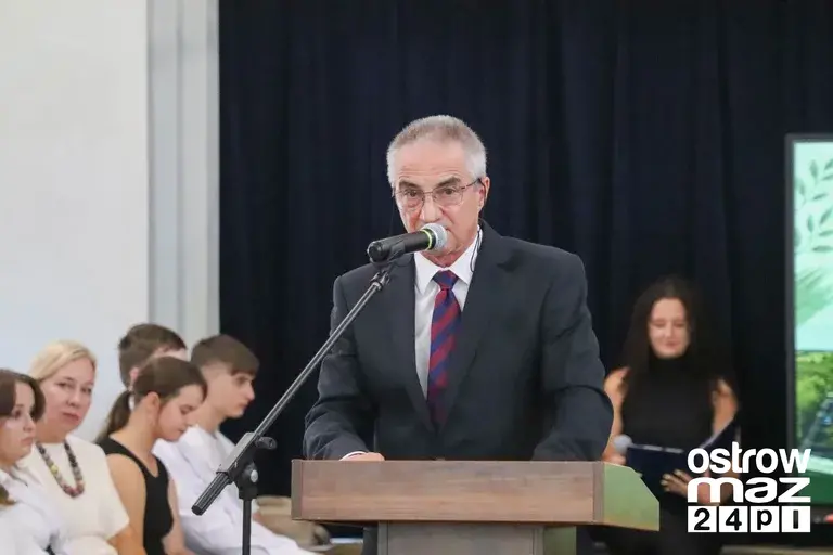 Nowy rok szkolny rozpoczęty w ZSCKR w Starym Lubiejewie (zdjęcia)