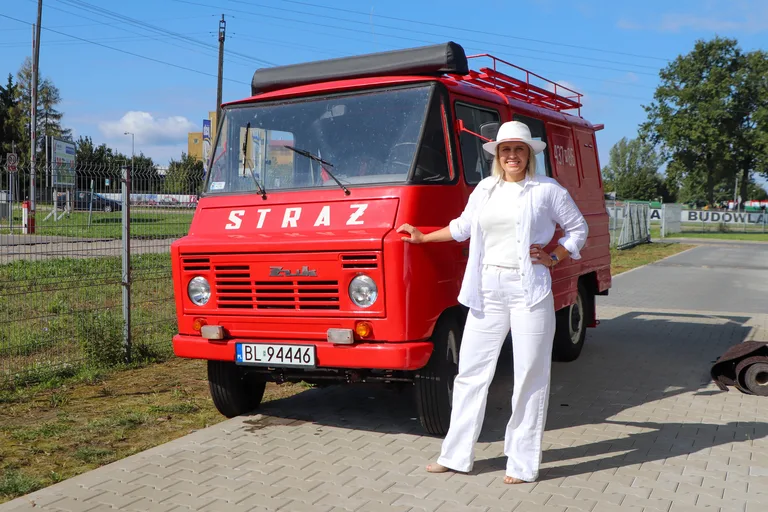 Ten Żuk przemierza Polskę w szczytnym celu. Zatrzyma się też w Ostrowi