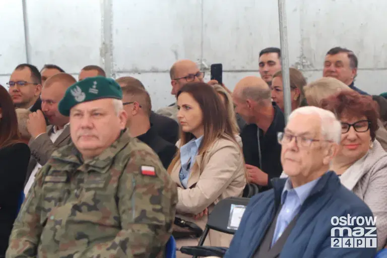 Prezydent Karol Nawrocki na otwarciu strzelnicy w Bogutach-Piankach