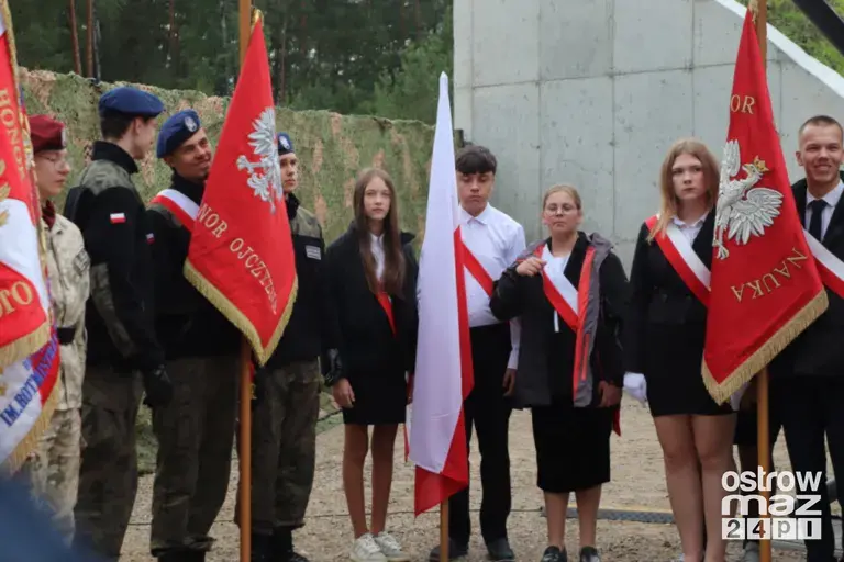 Prezydent Karol Nawrocki na otwarciu strzelnicy w Bogutach-Piankach