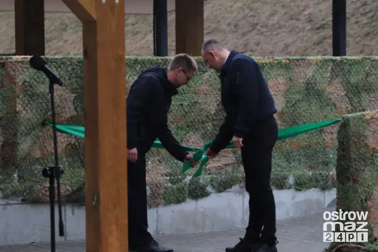 Prezydent Karol Nawrocki na otwarciu strzelnicy w Bogutach-Piankach