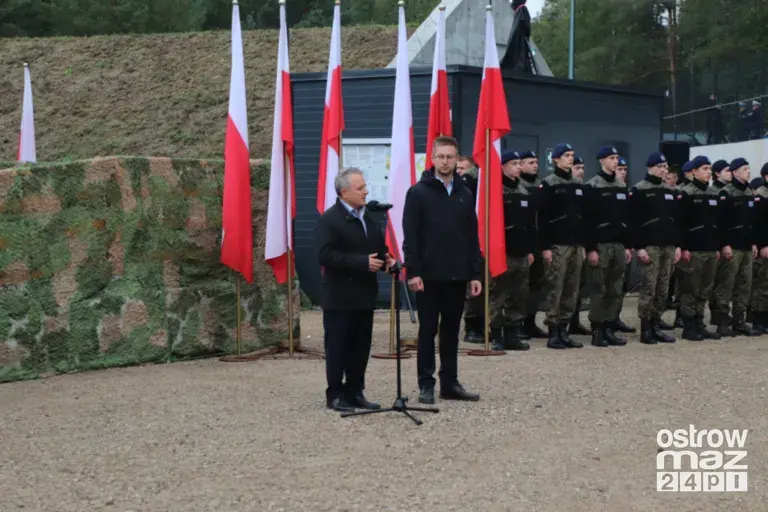 Prezydent Karol Nawrocki na otwarciu strzelnicy w Bogutach-Piankach