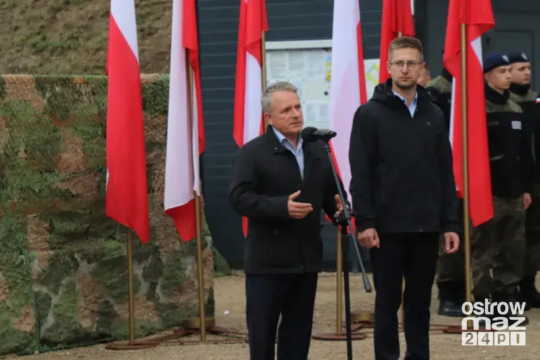Prezydent Karol Nawrocki na otwarciu strzelnicy w Bogutach-Piankach