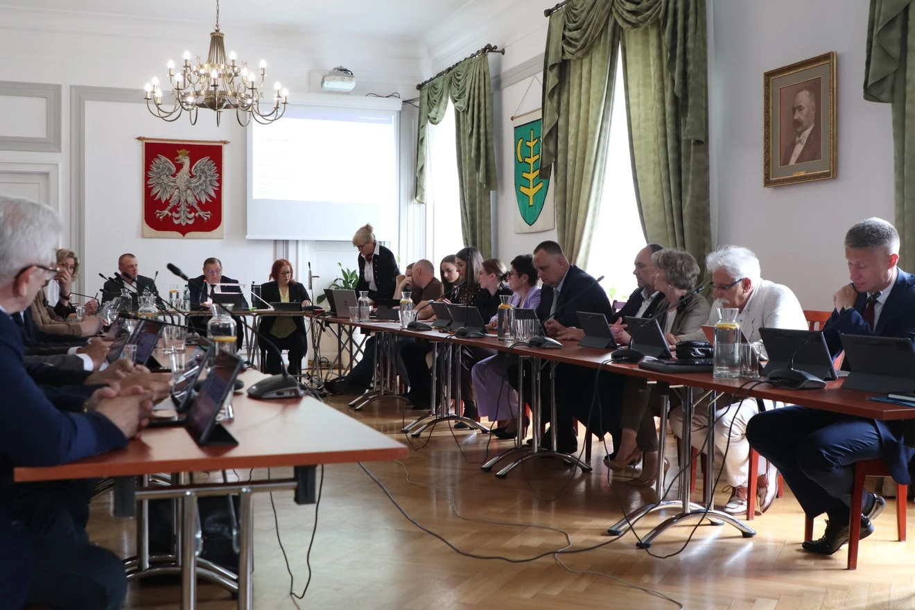 Podatki w Ostrowi mają wzrosnąć. Ile zapłacimy od stycznia?