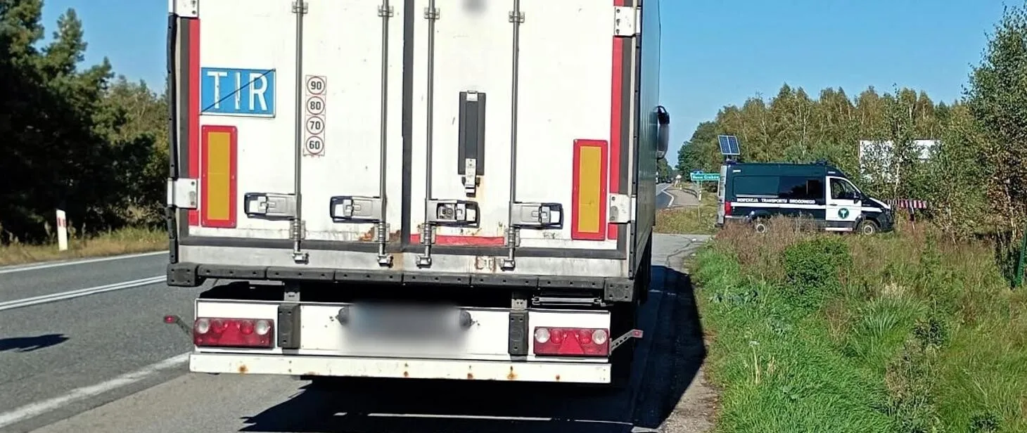 Zatrzymano ciężarówkę z Mołdawii pod Ostrowią. Inspektorzy odkryli poważne naruszenie