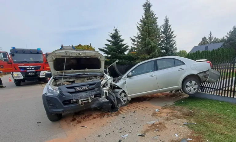 Jechał od Prostyni i nagle... Samochód wypadł z drogi