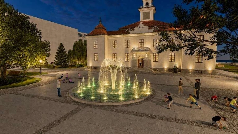 Tak ma wyglądać nowa fontanna przed ratuszem w Ostrowi Mazowieckiej