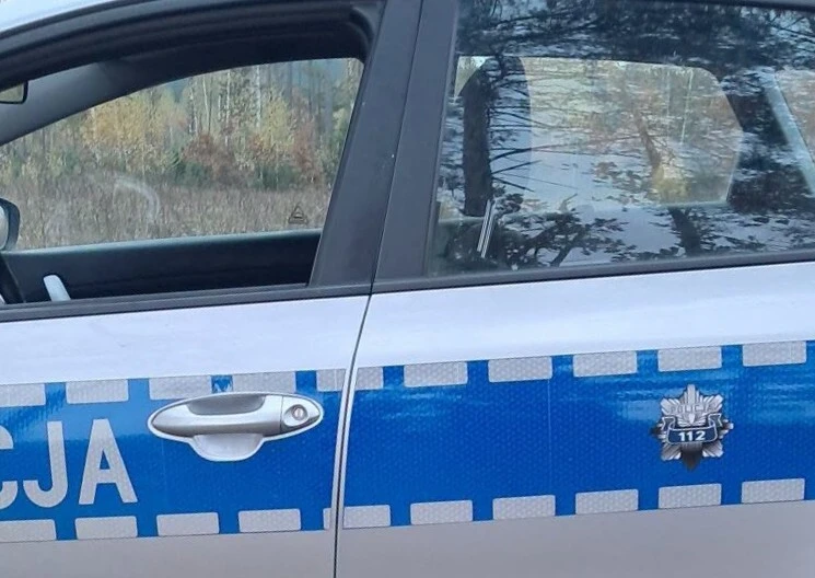 Dostrzegli go, gdy patrolowali gminę. Poruszył serca policjantów