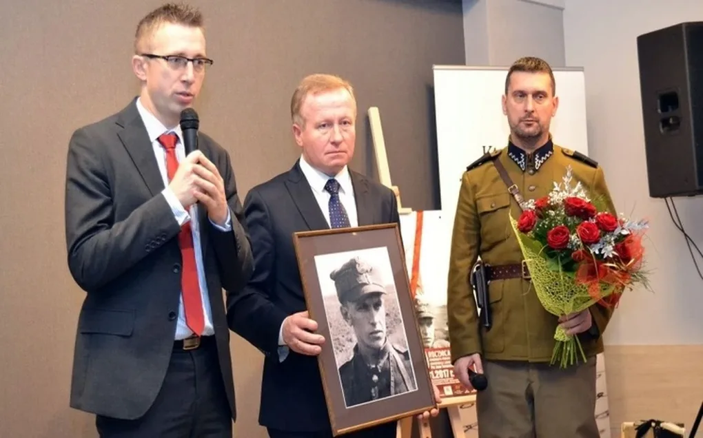 Upamiętnili porucznika 'Orlicza' (zdjęcia)