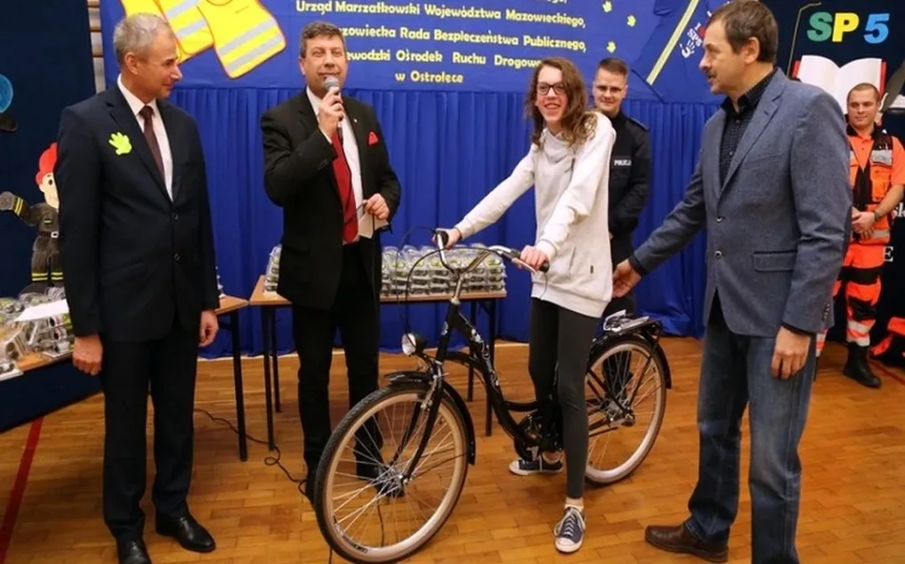 Kolejni uczniowie chcą być bezpieczni (zdjęcia, wideo)
