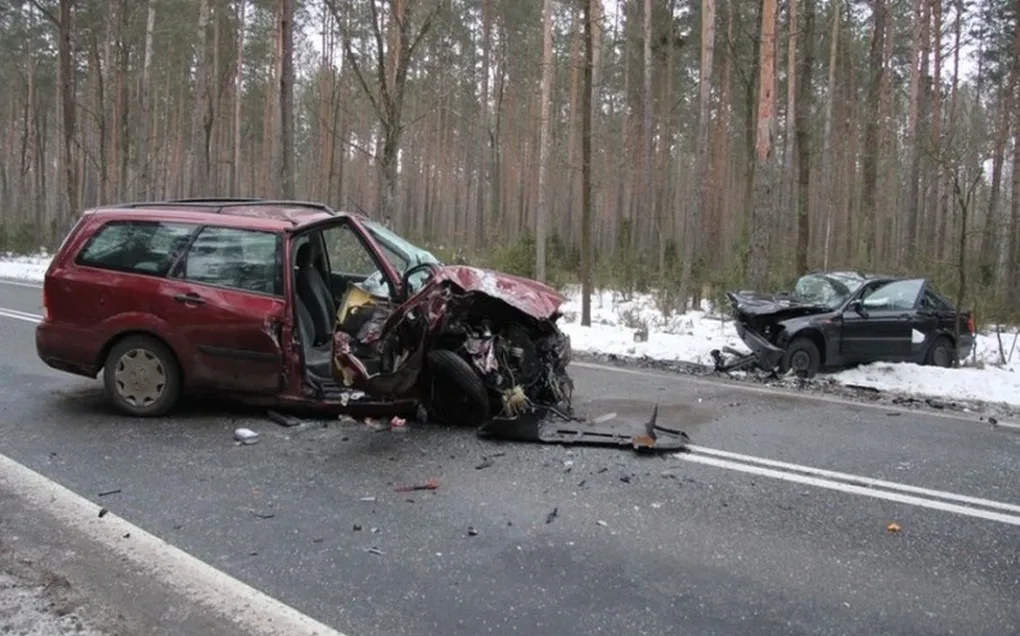 Czołówka bmw i forda (zdjęcia, aktualizacja)