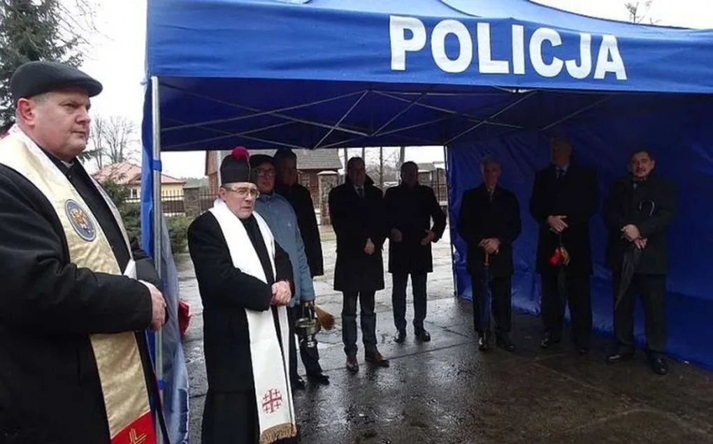 Nowy radiowóz trafił na Posterunek Policji w Nurze