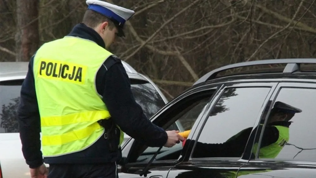 Pijany i bez dokumentów kierował autem