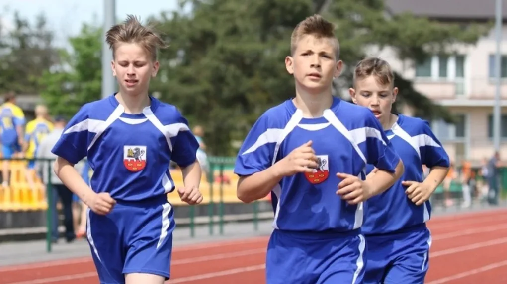 Szkoła Podstawowa w Zarębach Kościelnych z awansem do finałów Mazowsza (zdjęcia, wideo)