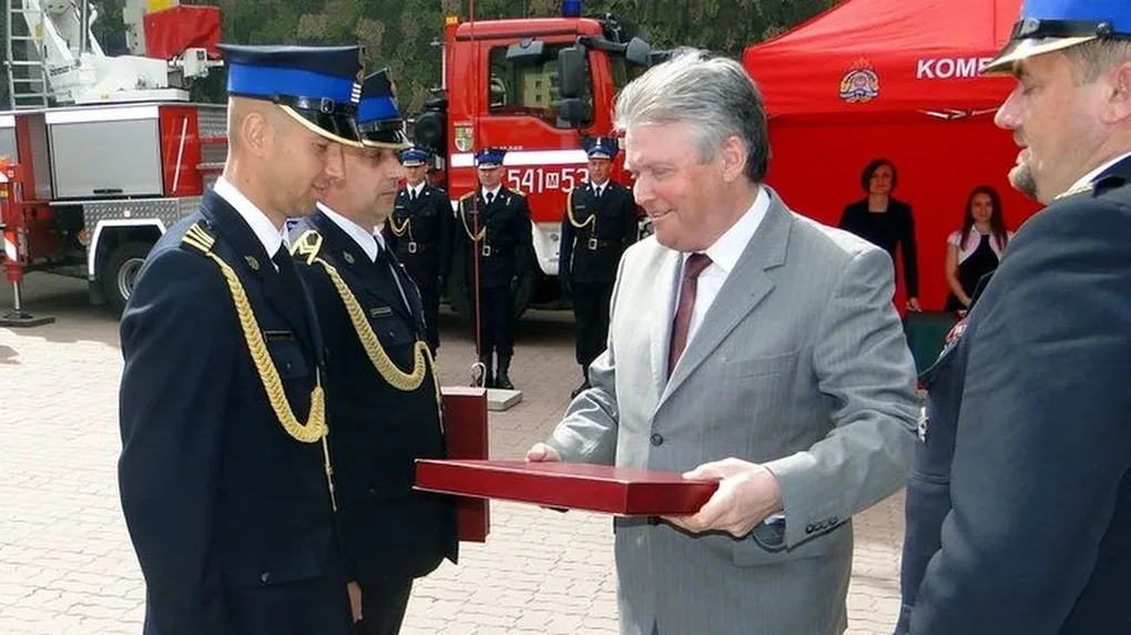 Odznaczenia i awanse podczas Dnia Strażaka w Ostrowi Mazowieckiej (zdjęcia)