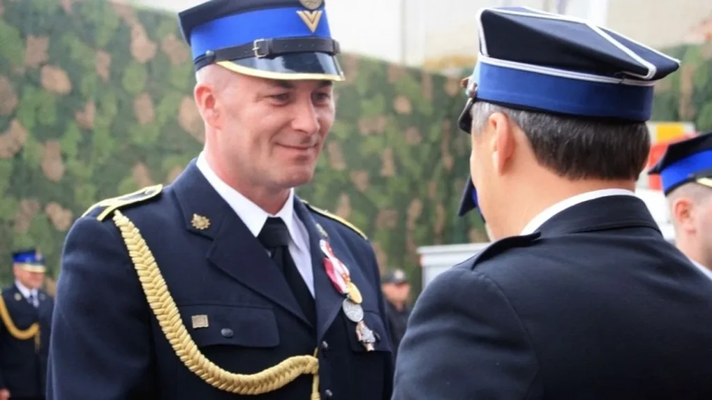 Dzień Strażaka: odznaczenia i awanse (zdjęcia)