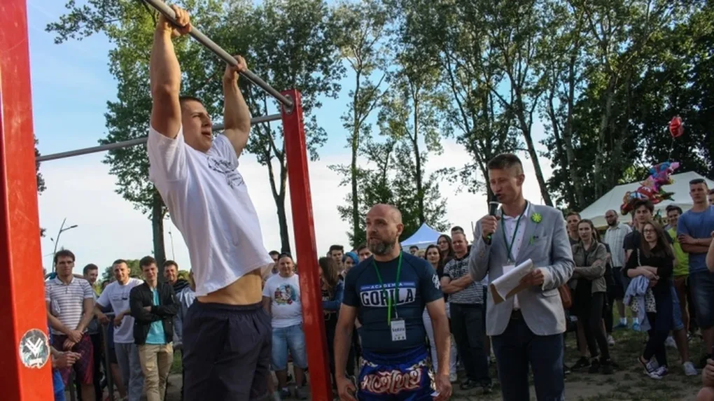 Mistrzostwa Ostrowi Mazowieckiej w Podciąganiu na Drążku