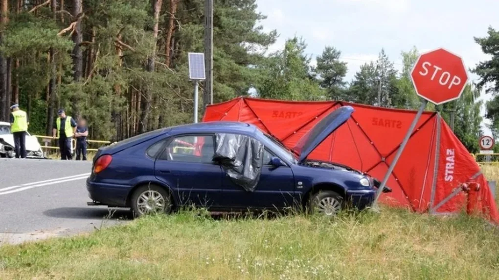Śmiertelny wypadek na drodze krajowej nr 60 (zdjęcia)
