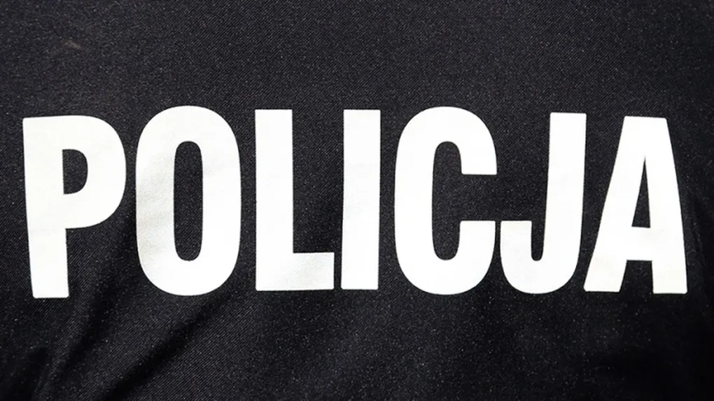 Wjechał terenówką do wody. Nie żyje dwóch mężczyzn