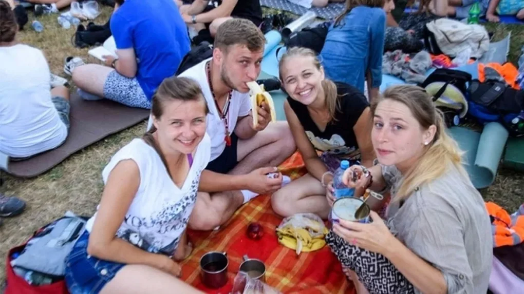 Ostrowianie jako pierwsi wejdą na Jasną Górę (zdjęcia, wideo)