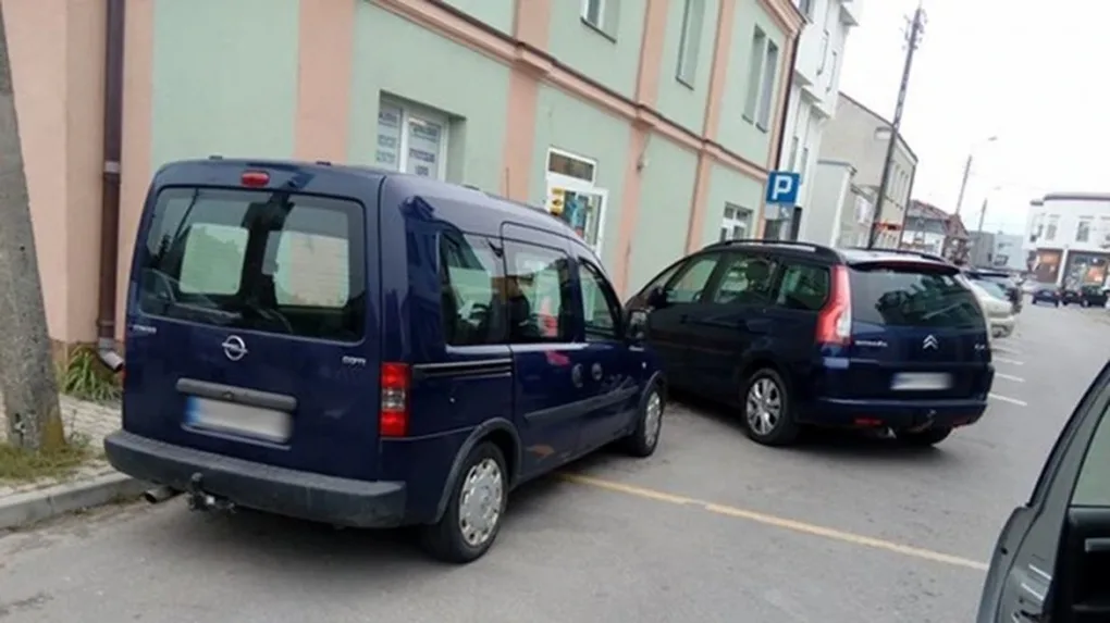 Mistrzowie parkowania przy ul. Krótkiej