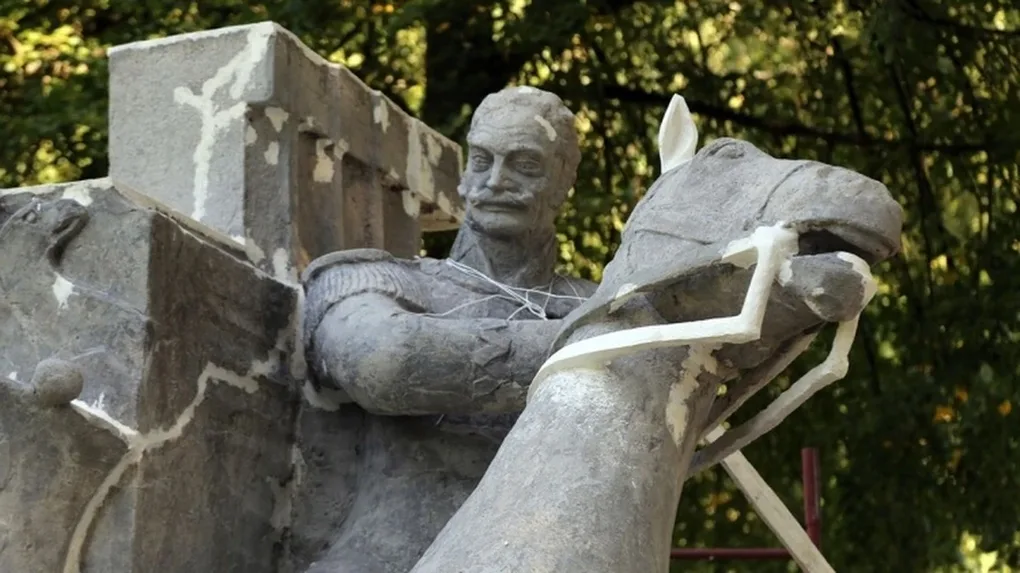 Trwa renowacja pomników w Komorowie (zdjęcia)