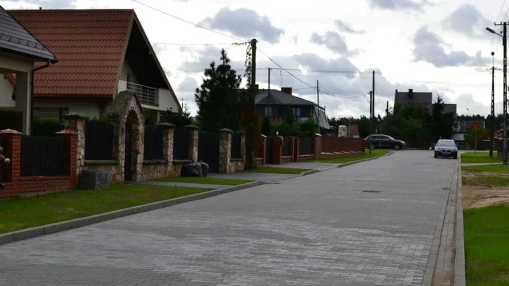 Ulica Gosiewskiego z nową nawierzchnią (zdjęcia)