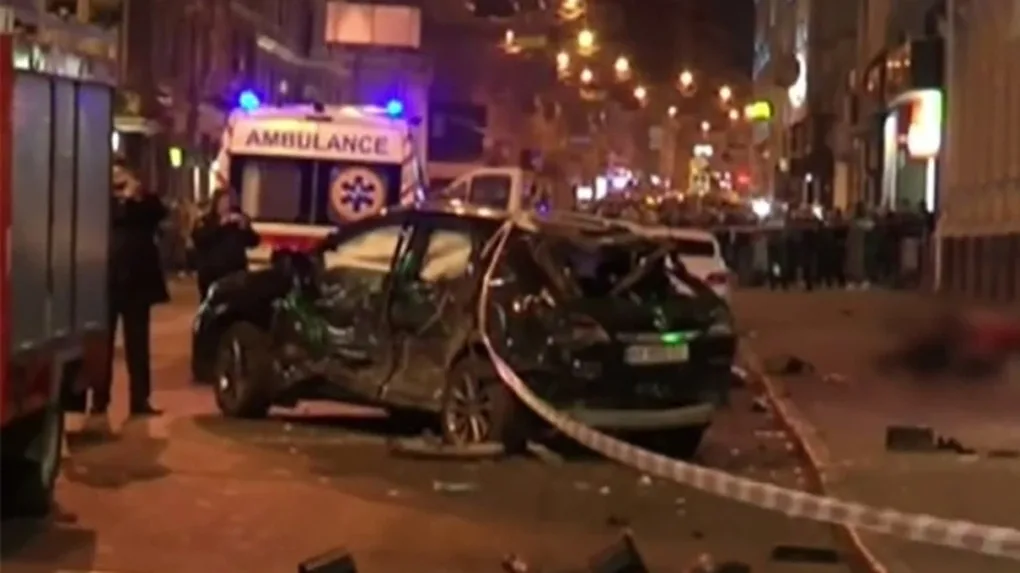 Samochód wjechał w tłum ludzi w Charkowie. Zginęło 6 osób (wideo)