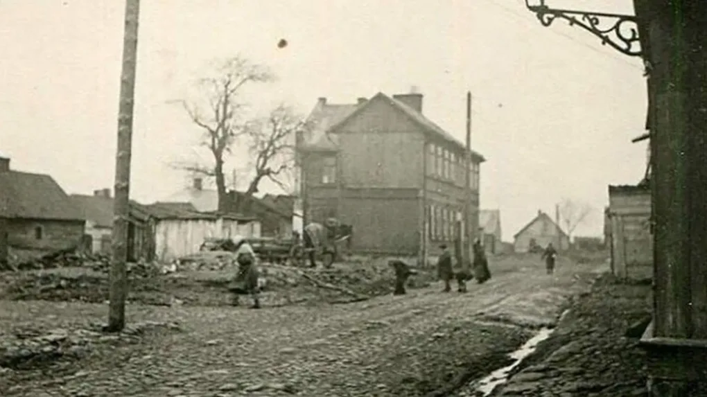 Niezidentyfikowana archiwalna fotografia z 1940 roku