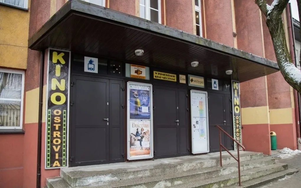 Grudzień w kinie Ostrovia