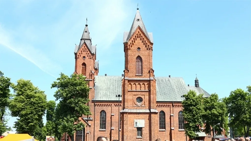 Plan nabożeństw świątecznych w ostrowskich kościołach