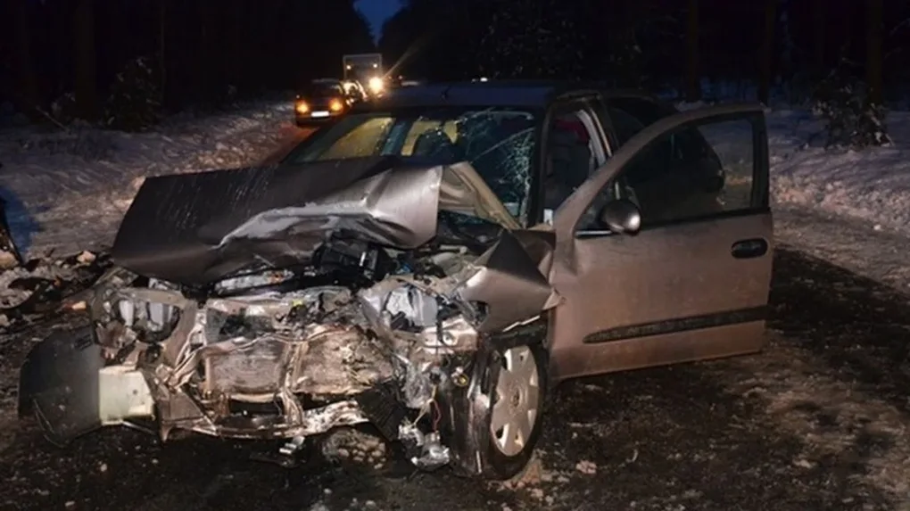 Wypadek w Małaszku. 59-letnia ostrowianka trafiła do szpitala (zdjęcia)
