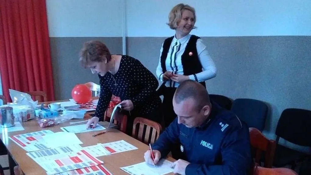 Dzień dawcy szpiku dla Emilii i innych w ostrowskiej komendzie policji