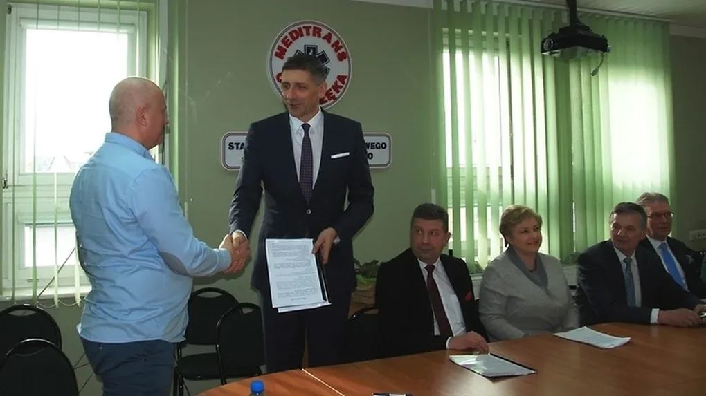 Umowa podpisana. Powstanie nowa siedziba pogotowia ratunkowego w Ostrowi Mazowieckiej