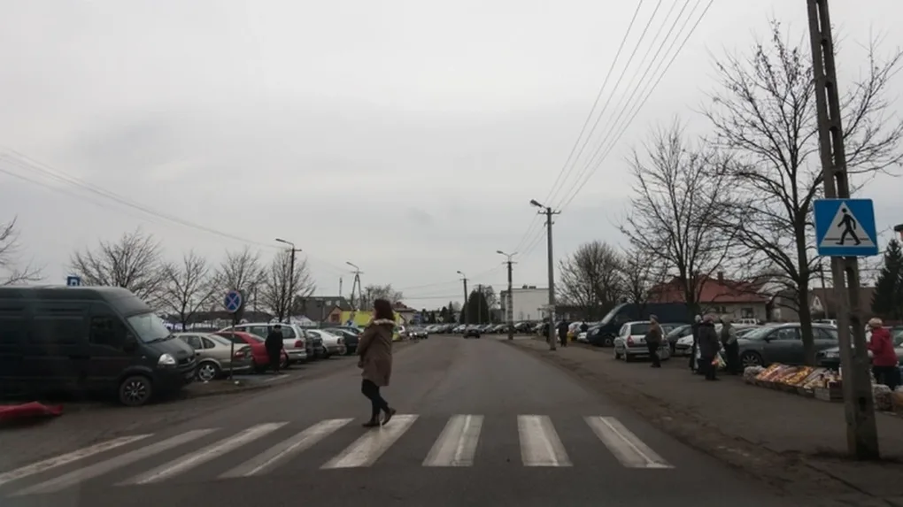 W poniedziałek przelotne opady deszczu. Wciąż będzie ciepło (wideo)